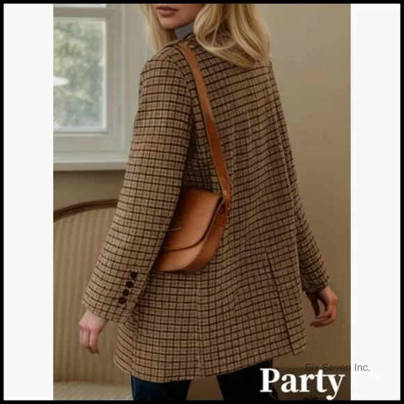 Wool Blend Blazer with Notched Lapel Collar and Functional Pockets - Picture 5 of 7